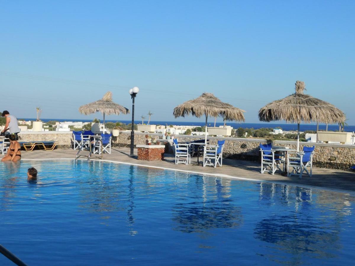 Sea Side Perivolos Hotel Bagian luar foto